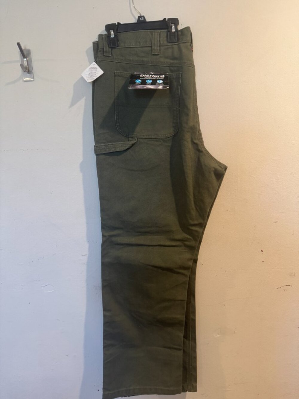 Die Hard Olive Men's Work Cargo Pants size 40X32 NEW